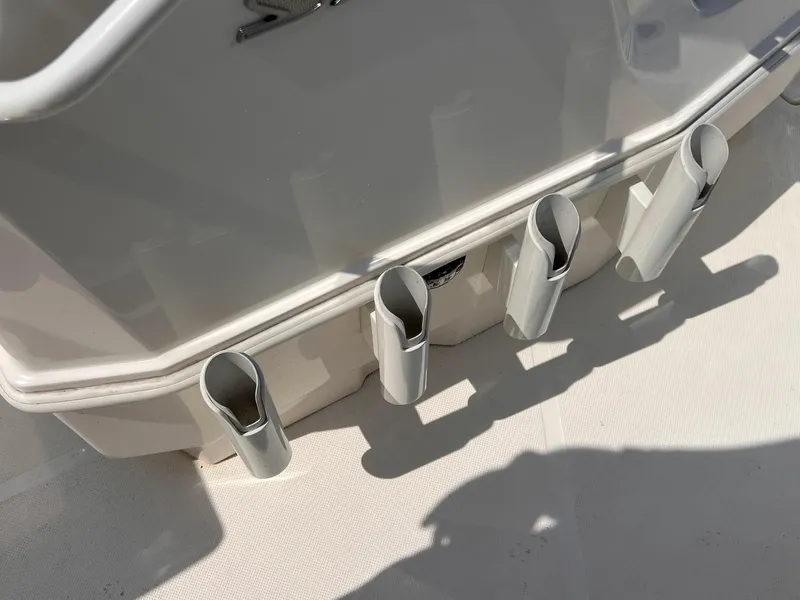 Slide: The Image of Skeeter SX210 2021 - 16