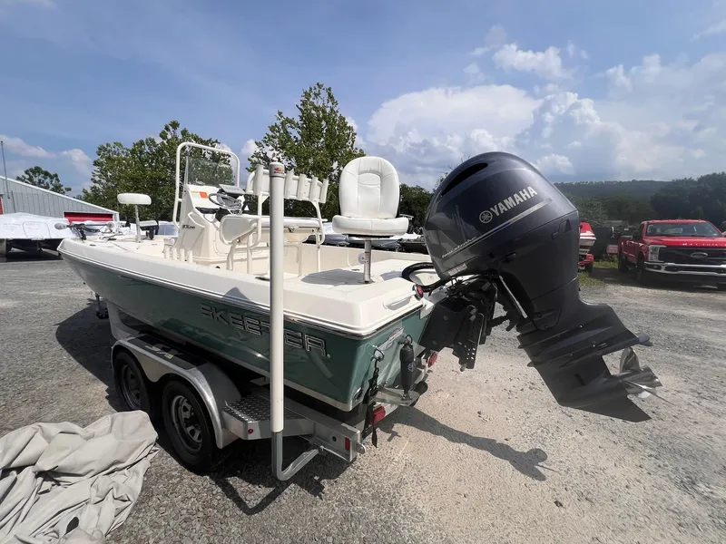 Slide: The Image of Skeeter SX210 2021 - 36