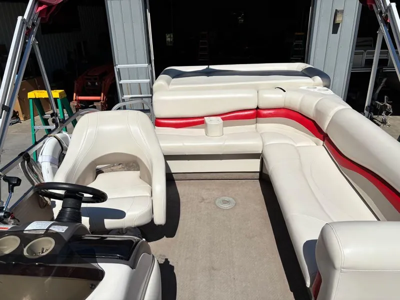 Slide: The Image of Sun Tracker 22 Party Barge 2005 - 14