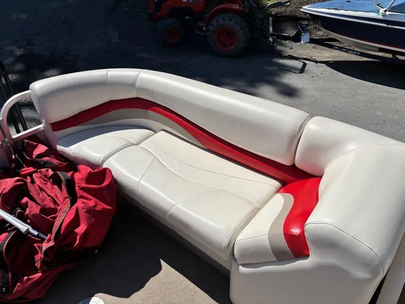 Slide: The Image of Sun Tracker 22 Party Barge 2005 - 22