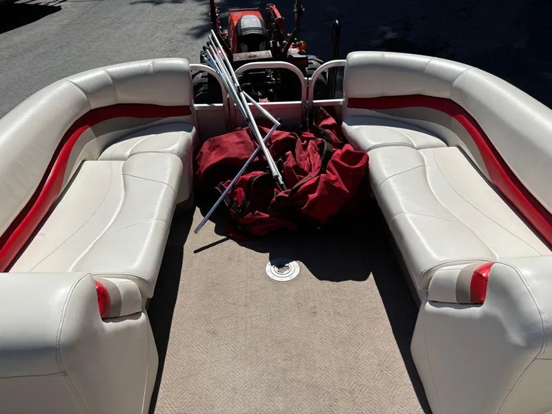 Slide: The Image of Sun Tracker 22 Party Barge 2005 - 9