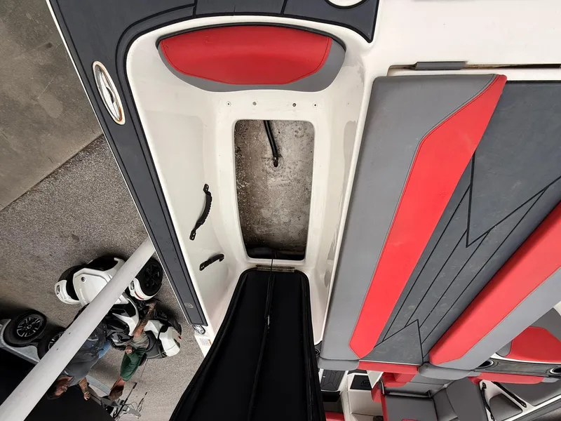 Slide: The Image of Heyday Wake Boats WTSurf 2018 - 11