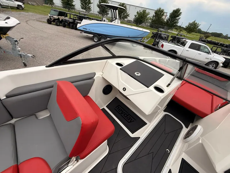 Slide: The Image of Heyday Wake Boats WTSurf 2018 - 15