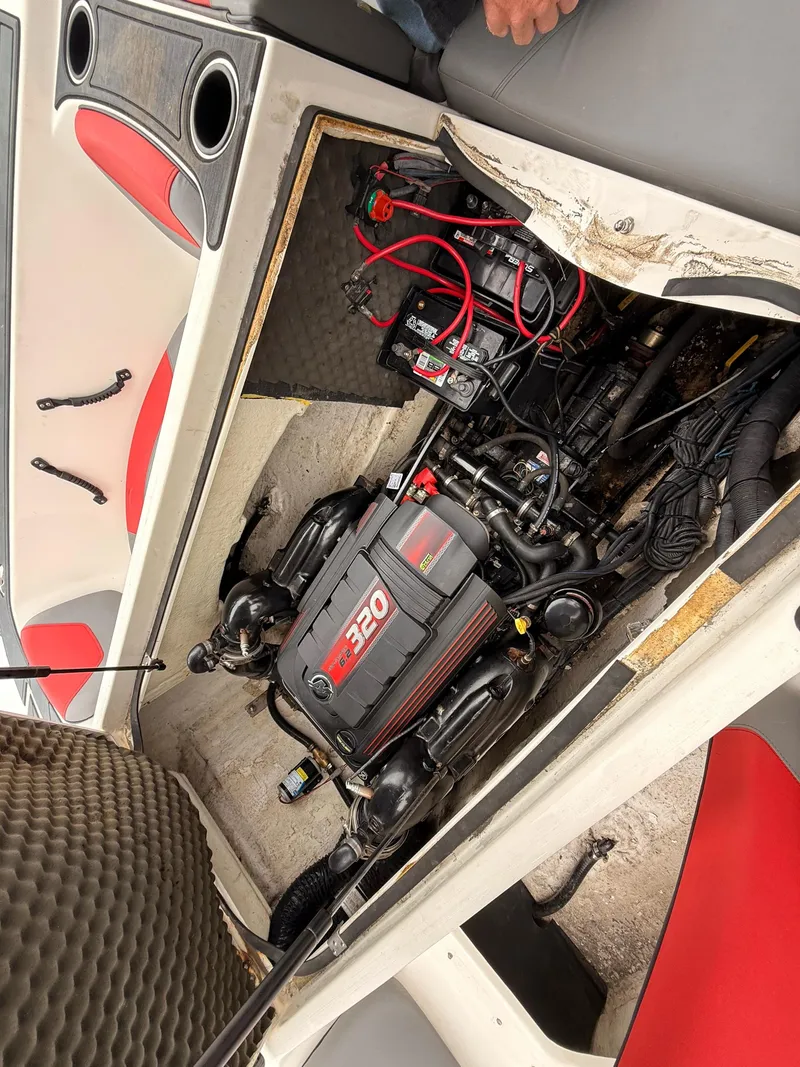 Slide: The Image of Heyday Wake Boats WTSurf 2018 - 20