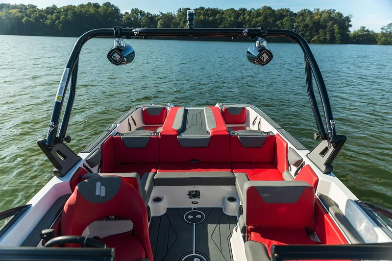 Slide: The Image of Heyday Wake Boats WTSurf 2018 - 31