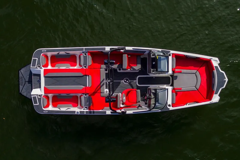 Slide: The Image of Heyday Wake Boats WTSurf 2018 - 35