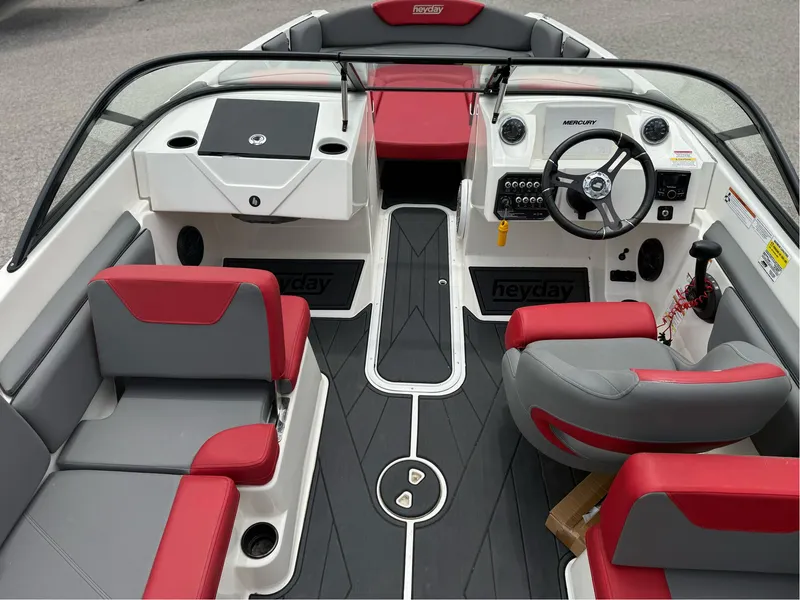 Slide: The Image of Heyday Wake Boats WTSurf 2018 - 8