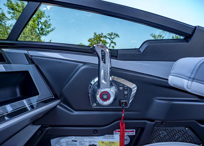 Slide: The Image of Tahoe Grand Tahoe LTD Elite Windshield 2025 - 25