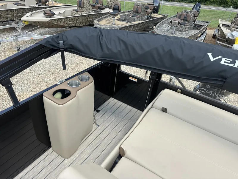 Slide: The Image of Veranda Relax Series 175SHO YAMAHA 2026 - 17