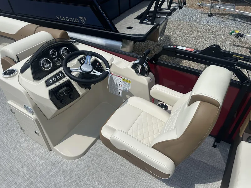 Slide: The Image of Lowe SS210 2025 - 5