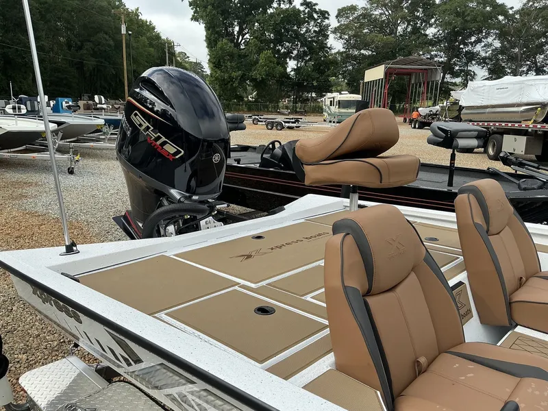 Slide: The Image of Xpress Hyper-Lift Bass Series H20 2026 - 8