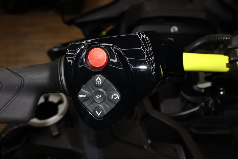 Slide: The Image of Sea-Doo Explorer Pro® 230 2025 - 18