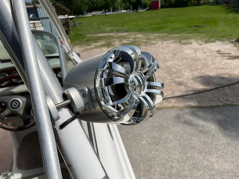 Slide: The Image of Chrome speaker on 2007 Chaparral 210 SSi boat, mounted on metal frame. - 15