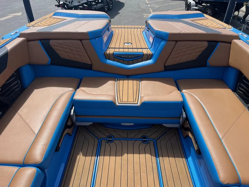 Slide: The Image of Nautique G23 2023 - 19