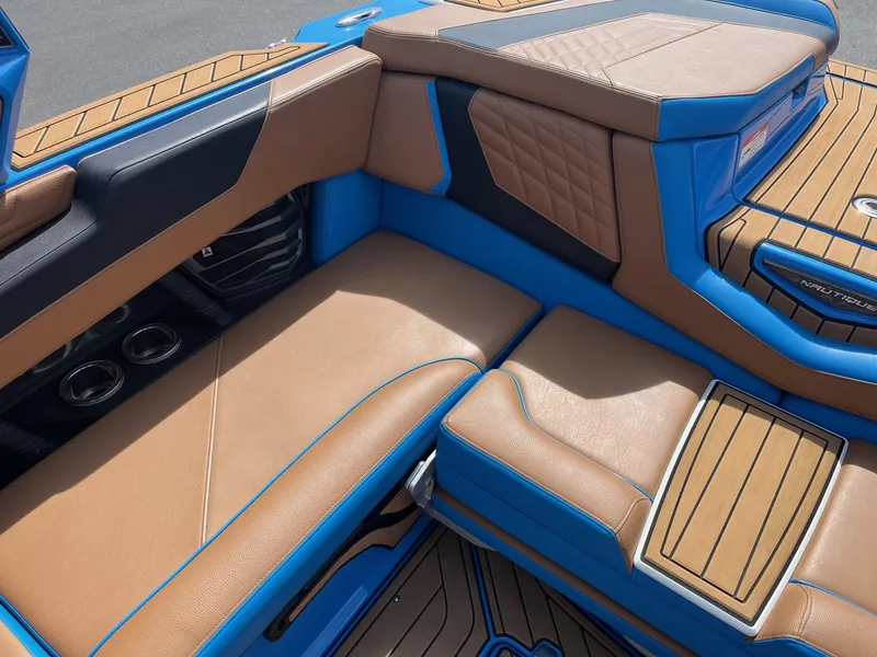 Slide: The Image of Nautique G23 2023 - 21