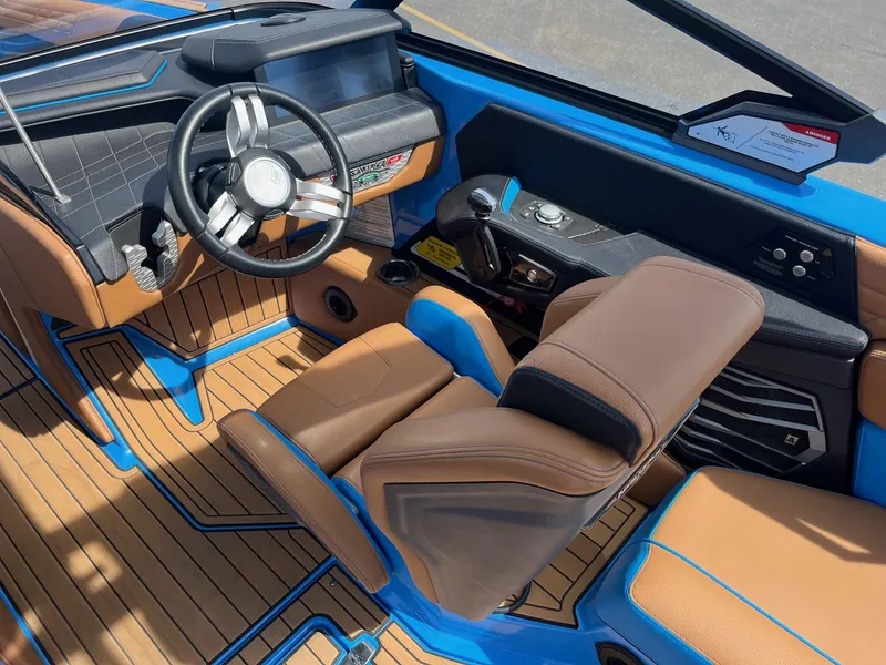 Slide: The Image of Nautique G23 2023 - 26