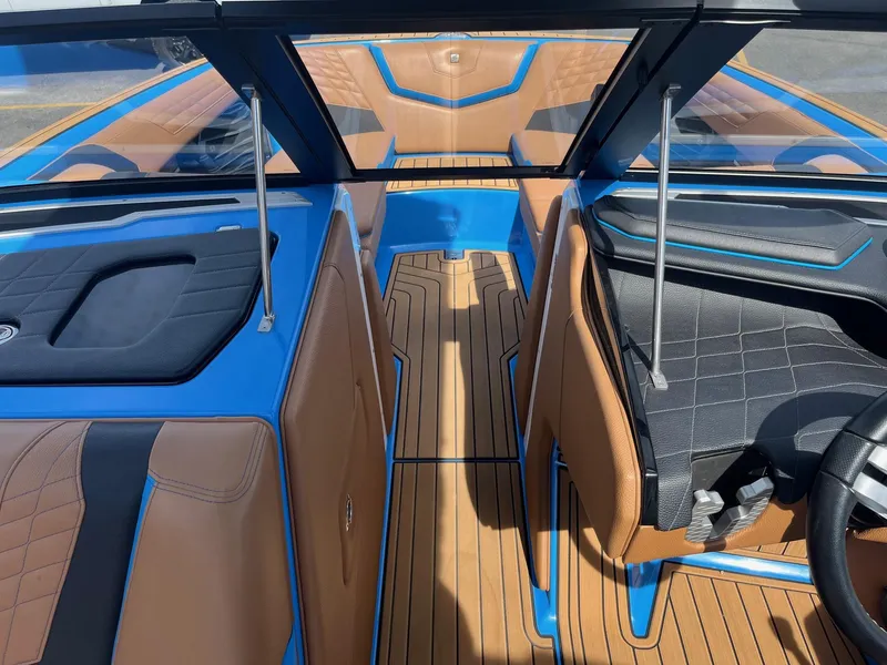 Slide: The Image of Nautique G23 2023 - 29