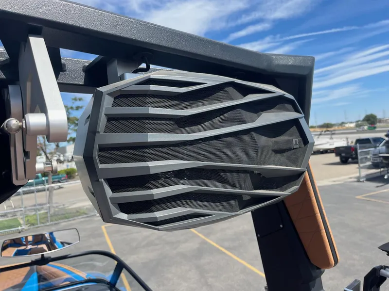 Slide: The Image of Nautique G23 2023 - 35