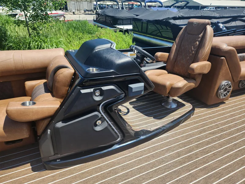 Slide: The Image of Premier 270IRF 2026 - 16