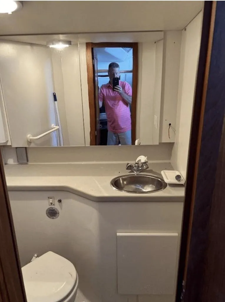 Slide: The Image of Carver 355 Aft Cabin Motor Yacht 1994 - 21