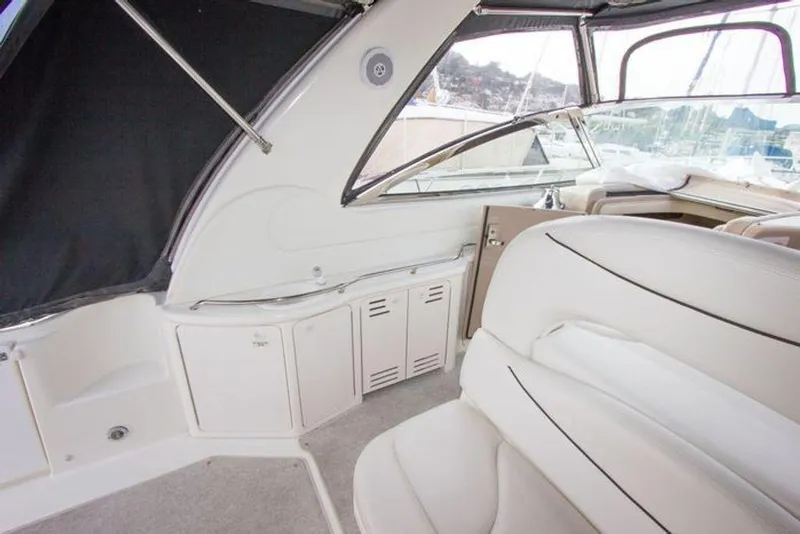 Slide: The Image of Sea Ray 410 Sundancer 2000 - 5