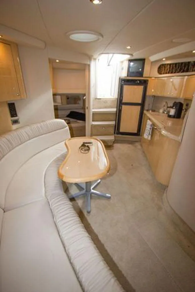 Slide: The Image of Sea Ray 410 Sundancer 2000 - 8