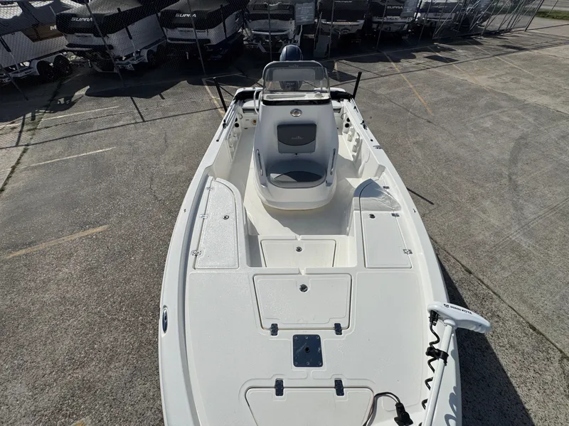 Slide: The Image of NauticStar 215XTS 2023 - 9