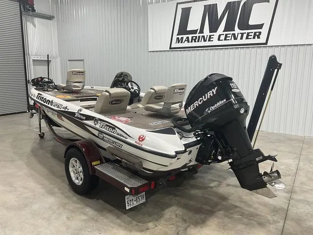 Slide: The Image of Triton TR176 2007 - 10