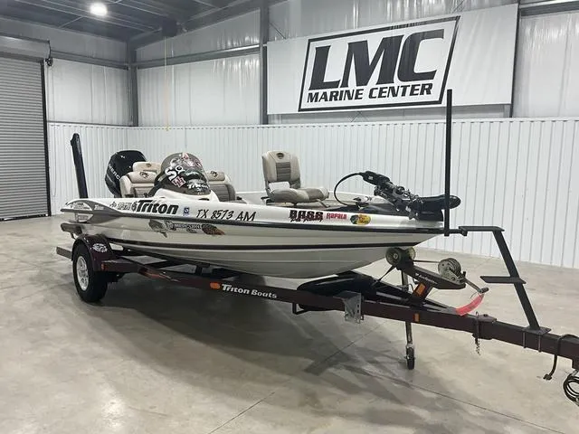 Slide: The Image of Triton TR176 2007 - 13