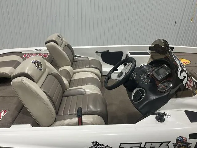 Slide: The Image of Triton TR176 2007 - 14