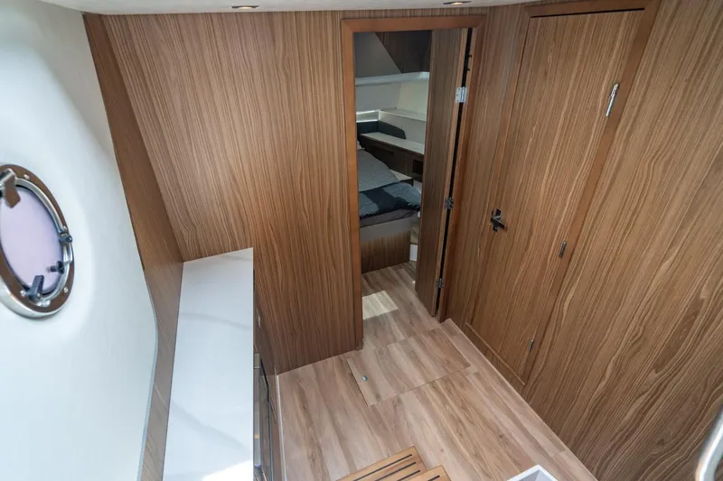 Slide: The Image of Cruisers Yachts 50 GLS 2024 - 30