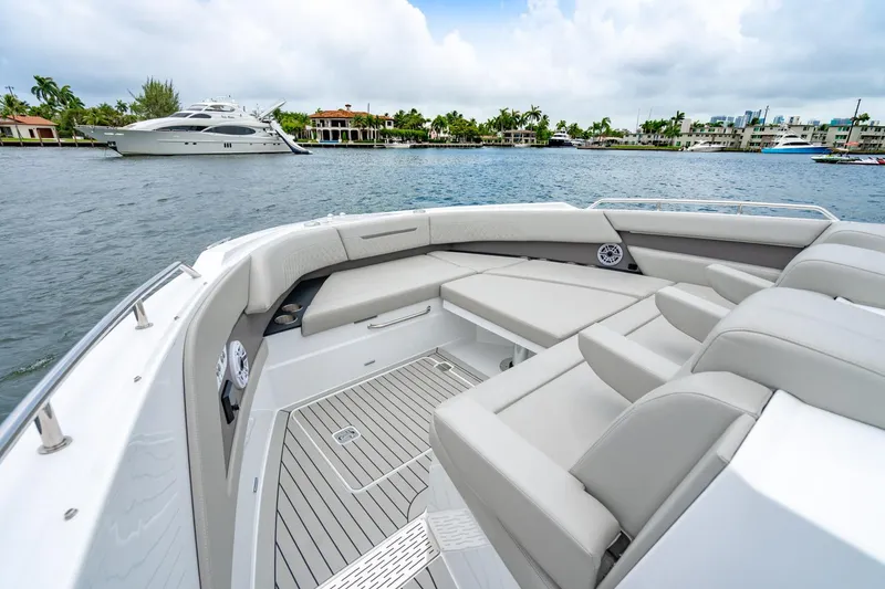 Slide: The Image of Cruisers Yachts 50 GLS 2024 - 50