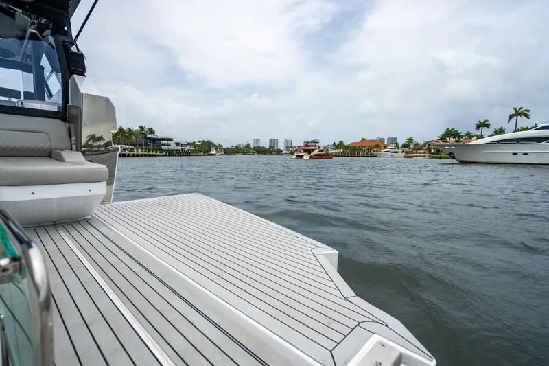 Slide: The Image of Cruisers Yachts 50 GLS 2024 - 62