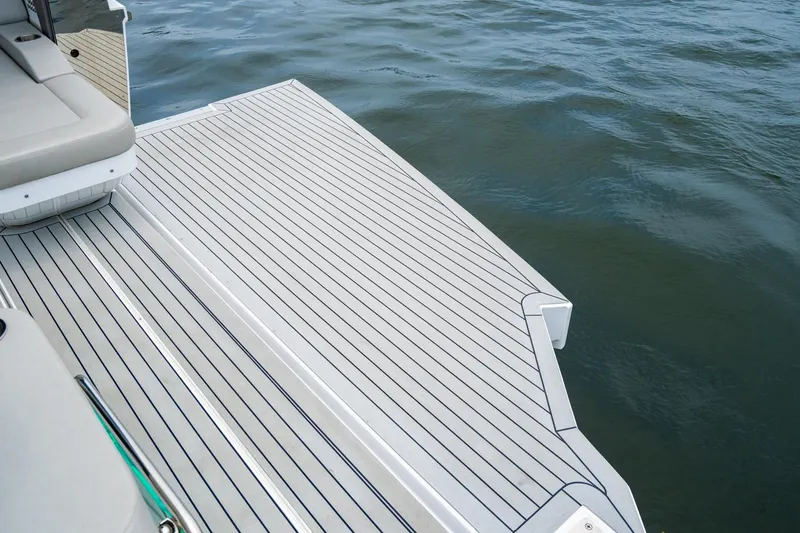 Slide: The Image of Cruisers Yachts 50 GLS 2024 - 63