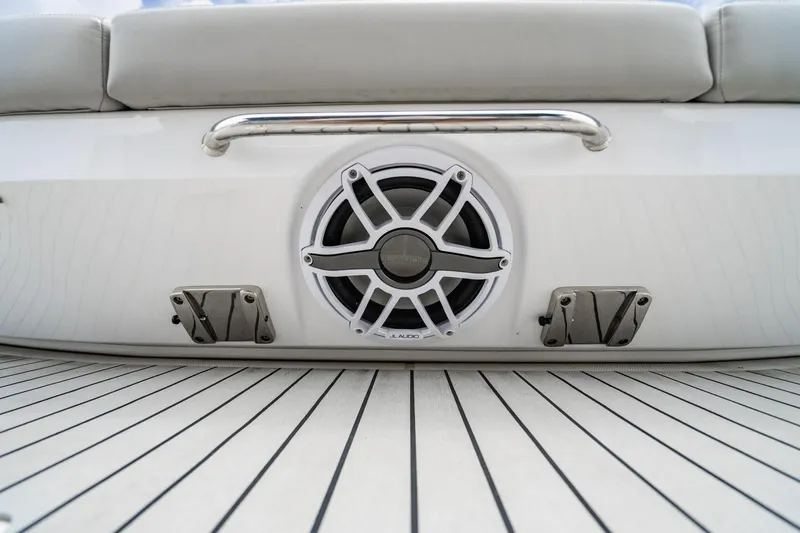 Slide: The Image of Cruisers Yachts 50 GLS 2024 - 75