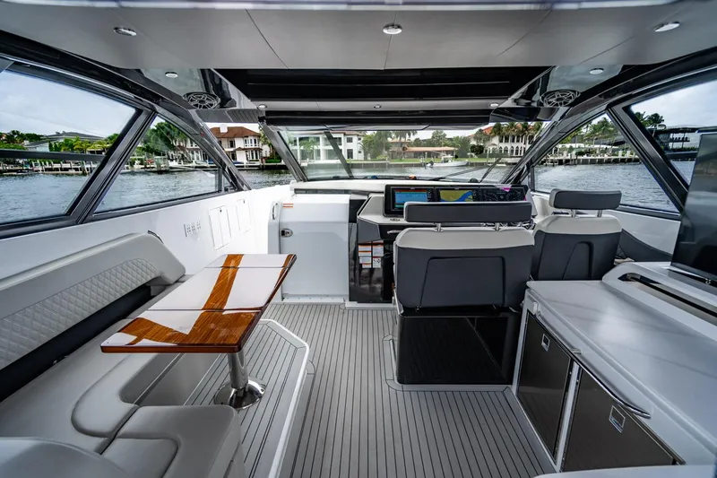 Slide: The Image of Cruisers Yachts 50 GLS 2024 - 79