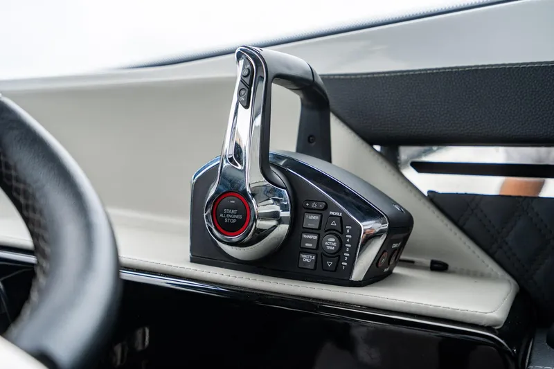 Slide: The Image of Cruisers Yachts 50 GLS 2024 - 92