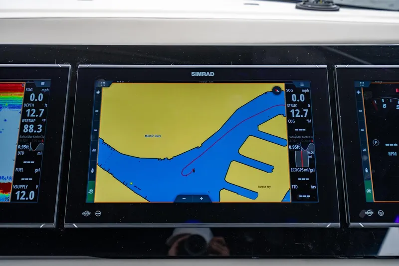 Slide: The Image of Cruisers Yachts 50 GLS 2024 - 93