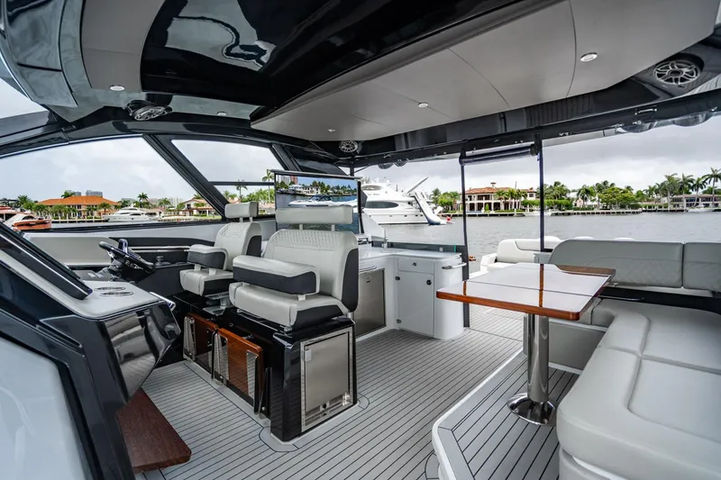 Slide: The Image of Cruisers Yachts 50 GLS 2024 - 97