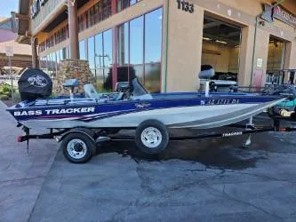 Slide: The Image of Tracker Pro Team 175 TF 2012 - 3