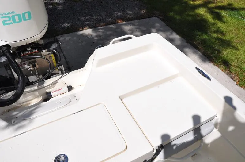 Slide: The Image of 2017 Skeeter SX 210 boat with Yamaha 200 engine, rear deck view. - 13