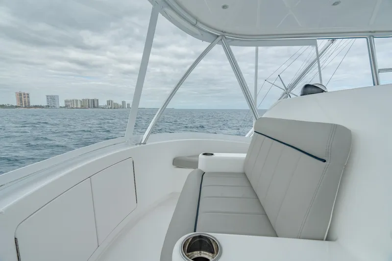 Slide: The Image of Viking 46 Billfish Helm Forward Seating - 11