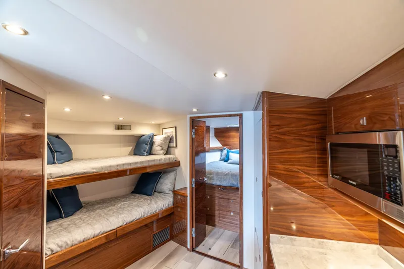 Slide: The Image of Viking 46 Billfish Upper and Lower Bunks - 15