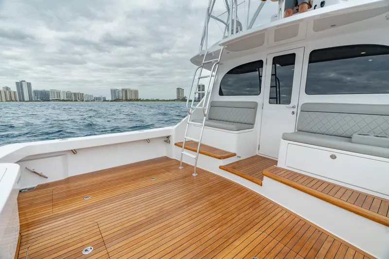 Slide: The Image of Viking 46 Billfish Cockpit and Mezzanine - 8