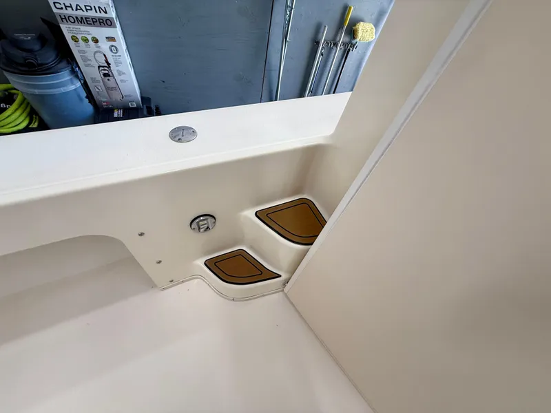 Slide: The Image of Parker 2820 XLD Sport Cabin 2008 - 10