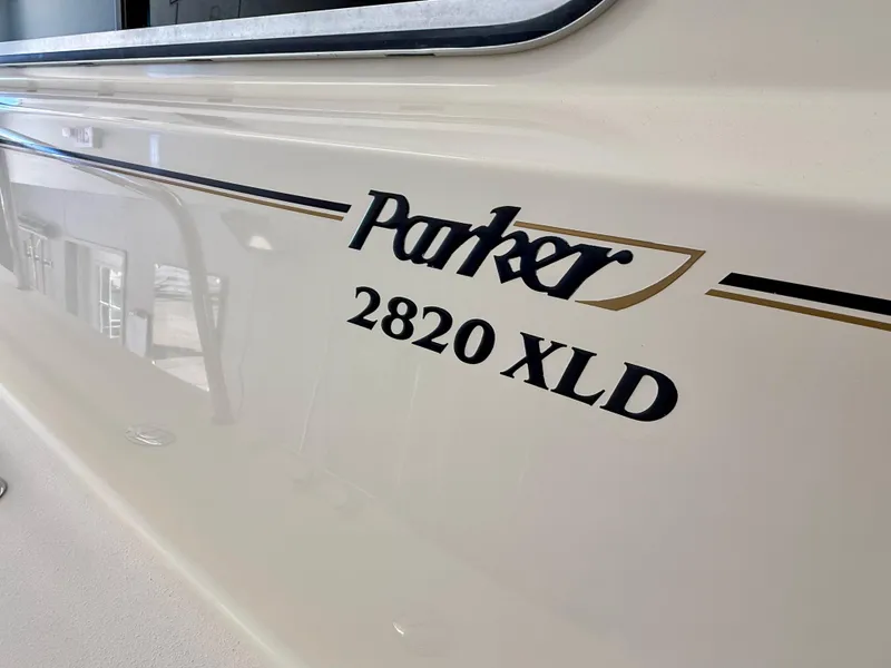 Slide: The Image of Parker 2820 XLD Sport Cabin 2008 - 12