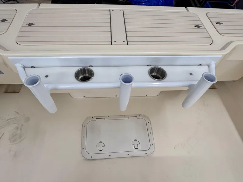 Slide: The Image of Parker 2820 XLD Sport Cabin 2008 - 24