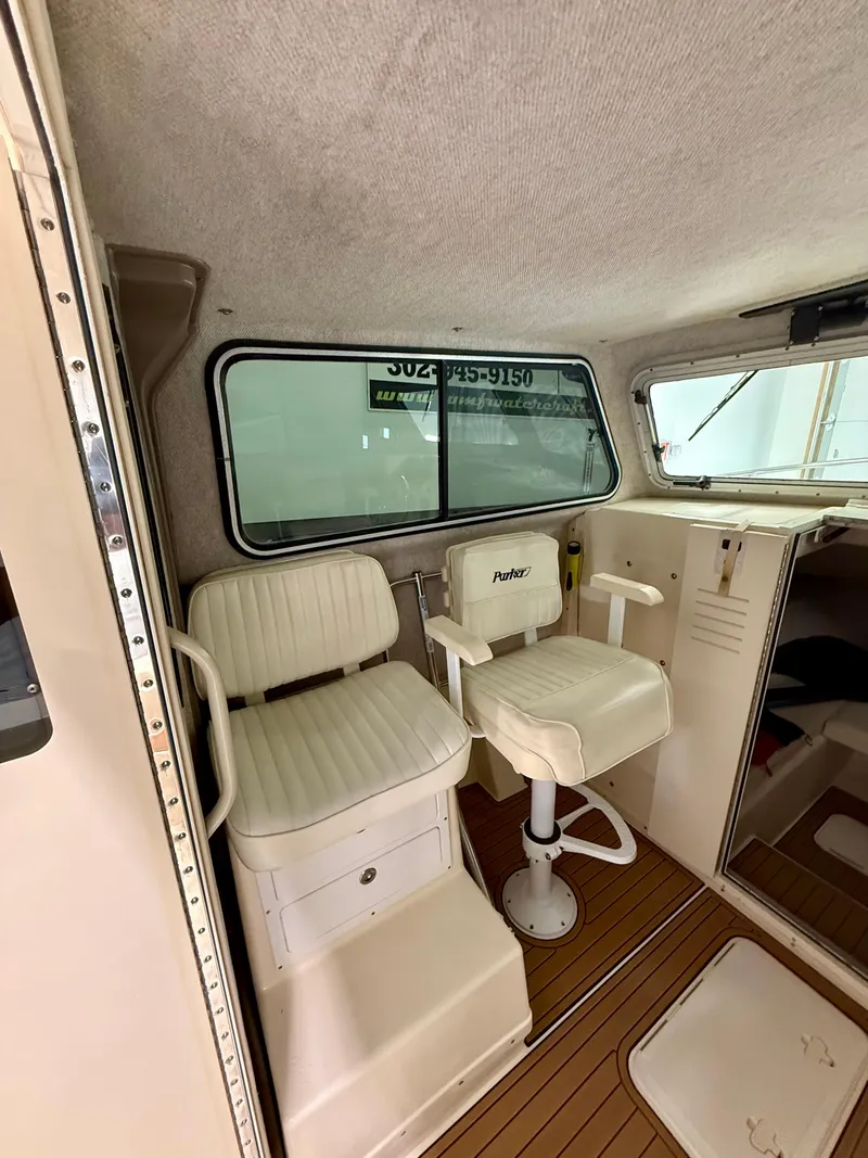 Slide: The Image of Parker 2820 XLD Sport Cabin 2008 - 30