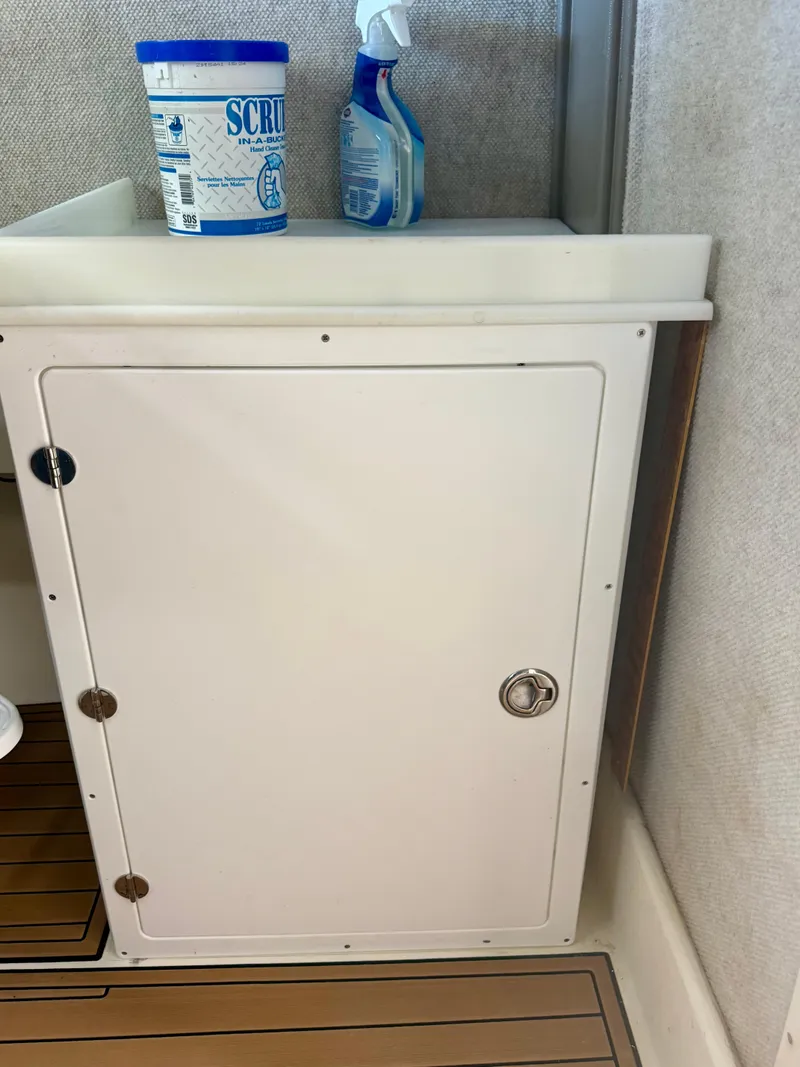 Slide: The Image of Parker 2820 XLD Sport Cabin 2008 - 35