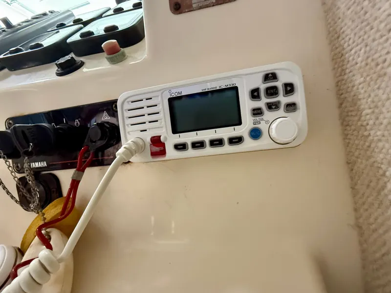 Slide: The Image of Parker 2820 XLD Sport Cabin 2008 - 41